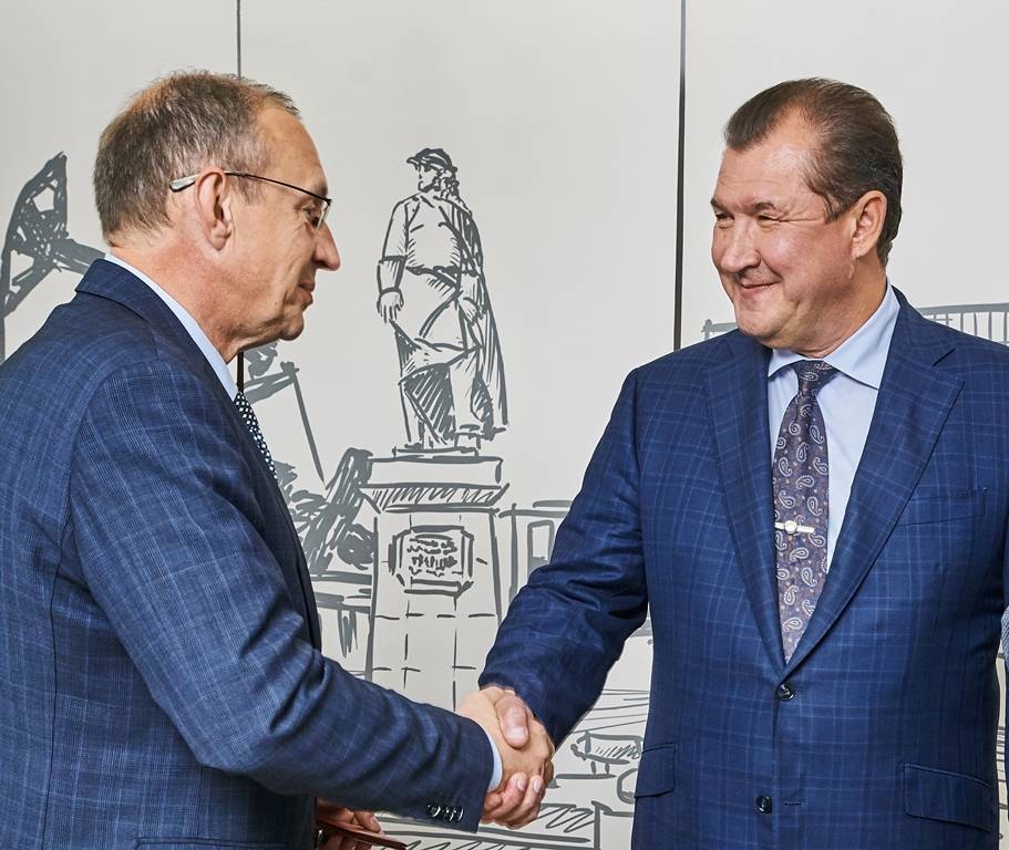 ​Генеральный директор «ЛУКОЙЛ-ПЕРМИ» Олег Третьяков за заслуги перед городом отмечен наградой