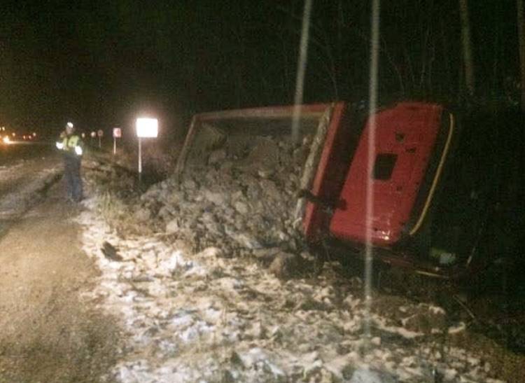 В Прикамье грузовик врезался в микроавтобус с пассажирами