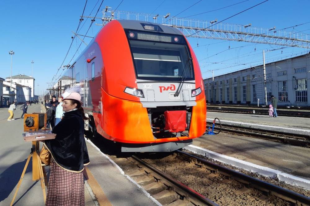 ​С 12 декабря прекратит курсировать поезд «Ласточка» по маршруту Пермь – Екатеринбург 