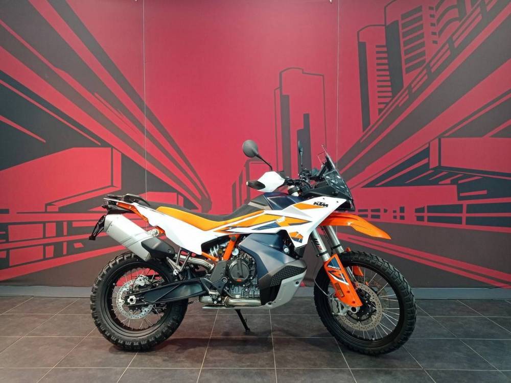 ​В Перми открылся первый салон мотоциклов австрийского бренда KTM