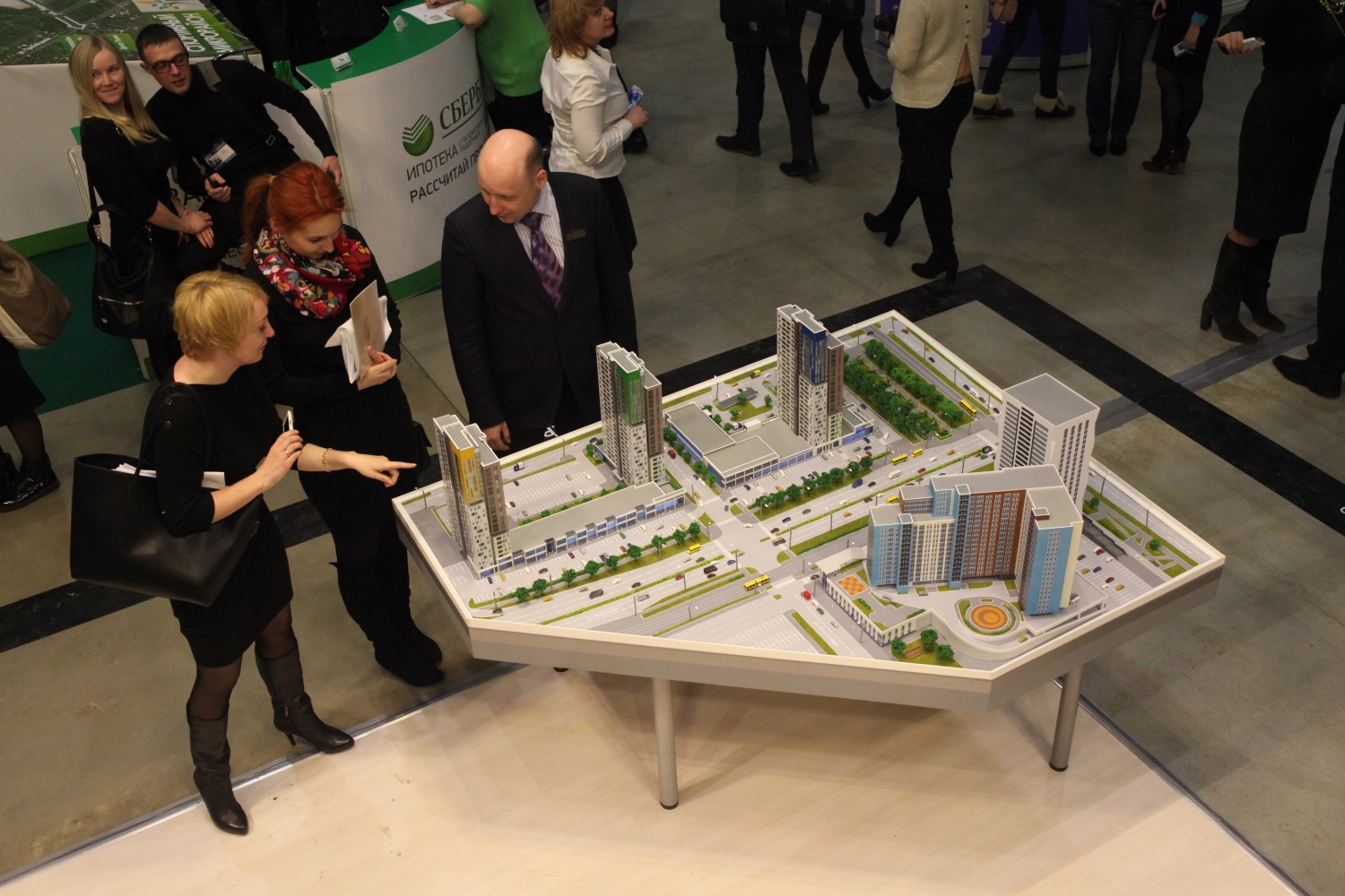 Выставка застройщиков. Выставка ярмарка недвижимости. Выставка недвижимости в москве. Ярмарка недвижимости спб. Выставка ярмарка недвижимости.
