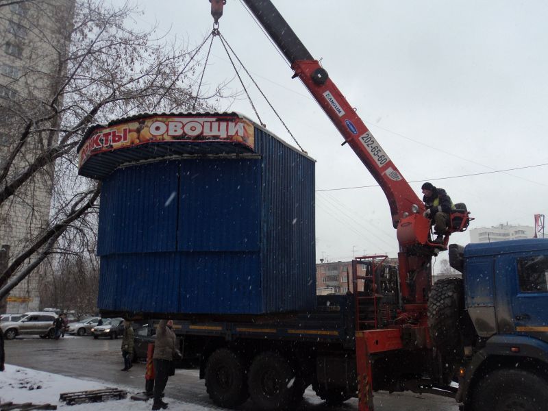 В Дзержинском районе Перми демонтированы незаконные киоски и автостоянки
