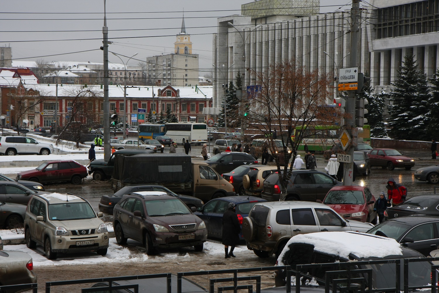 «Исчезли машины, которые стояли неделями»