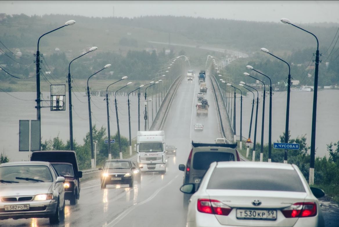 Проезд по новому Чусовскому мосту хотят оставить бесплатным для легковых машин и автобусов