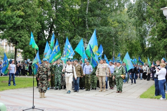 В Перми в День ВДВ ограничат движение транспорта в центре города и введут запрет на продажу алкоголя