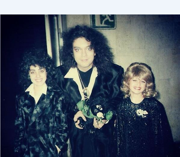 Фанатки Филиппа Киркорова из Перми повторили на его концерте флешмоб-перевоплощение 