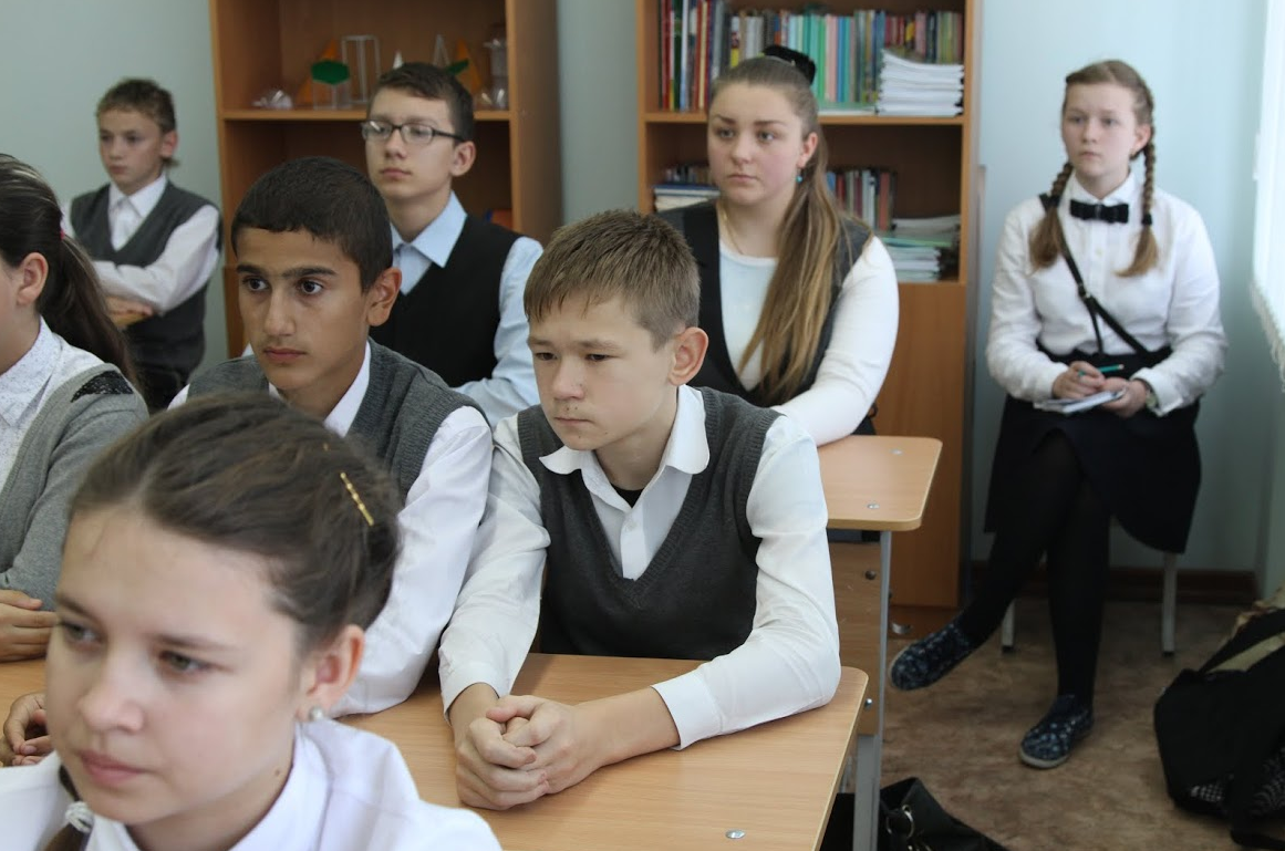 «Час кода»: школьников Пермского края бесплатно учат программировать