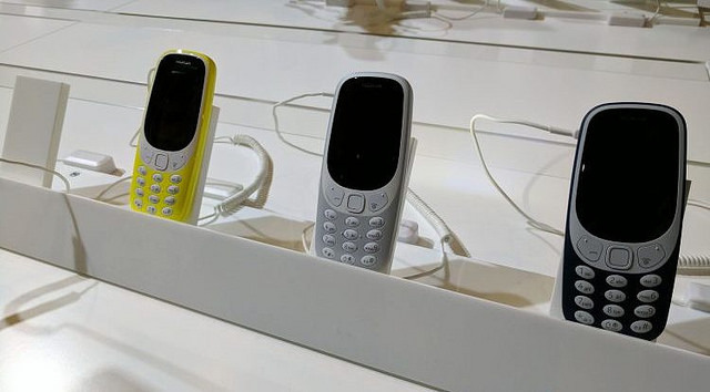 Back to 2000-е: спрос на новую Nokia 3310 среди пермяков стал ажиотажным