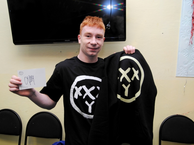 Рэпер Oxxxymiron подарил мальчику из пермского детдома подарок на Новый год