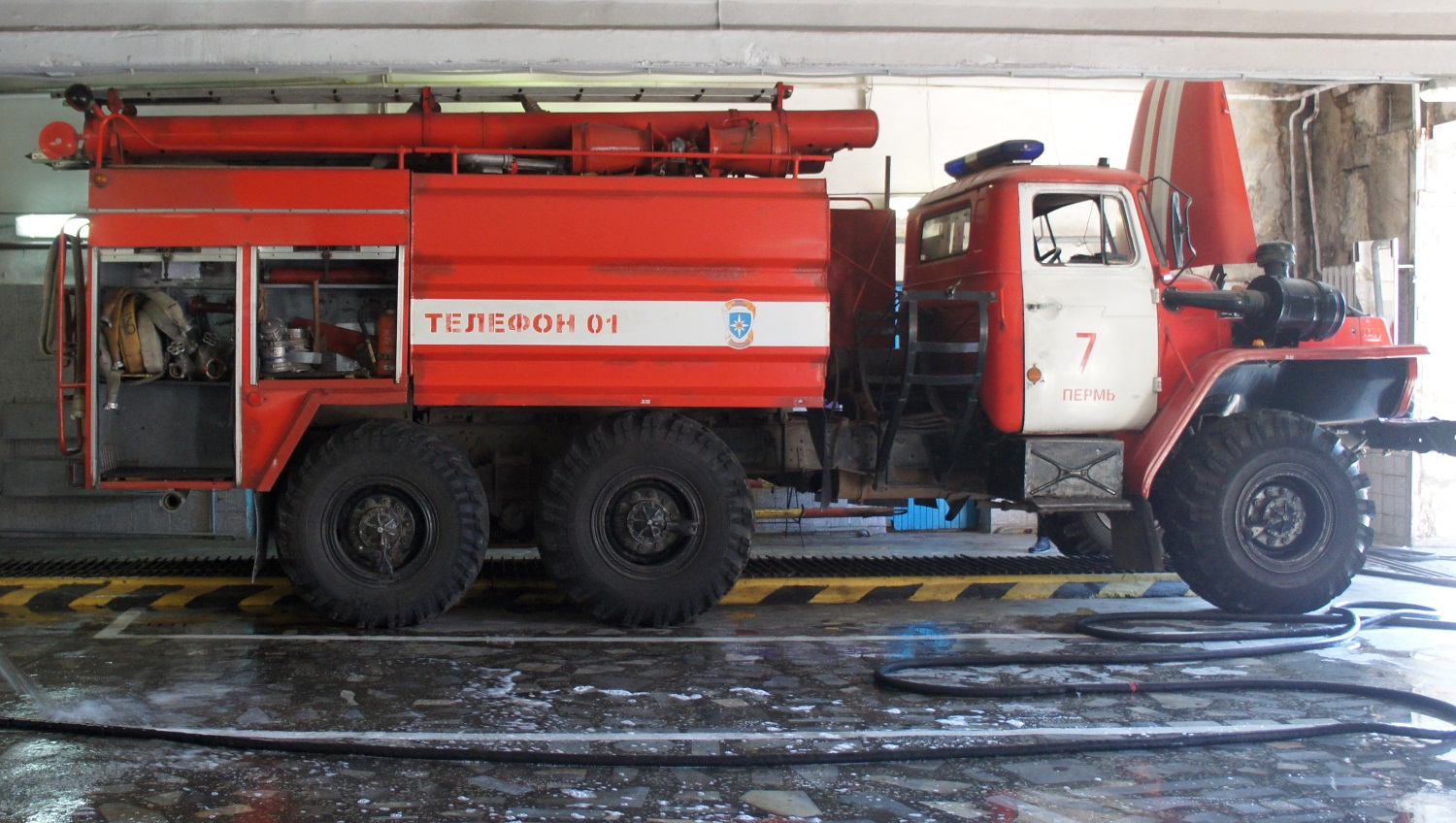 Следователи проводят проверку по факту гибели двух пермяков в дачном домике