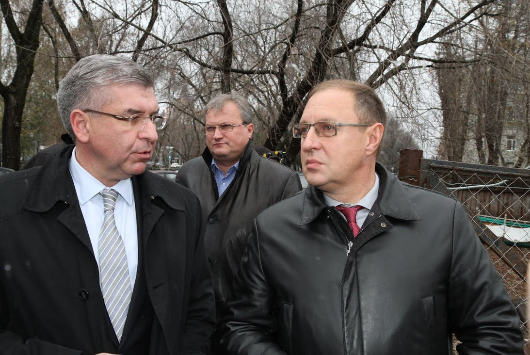 Игорь Сапко положительно оценил ход расселения ветхого и аварийного жилья в Индустриальном районе