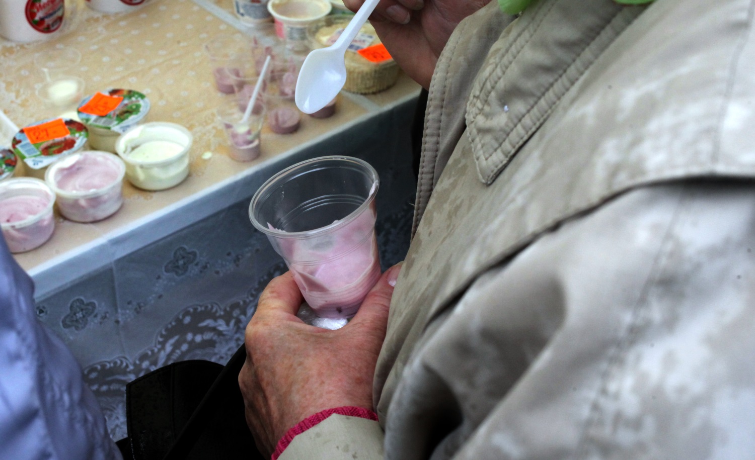 В Перми конфликт из-за размера стаканчика для йогурта обернулся обращением в ФАС