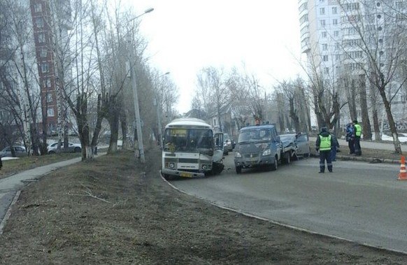 ​В микрорайоне Молодежный произошло еще одно ДТП с участием автобуса