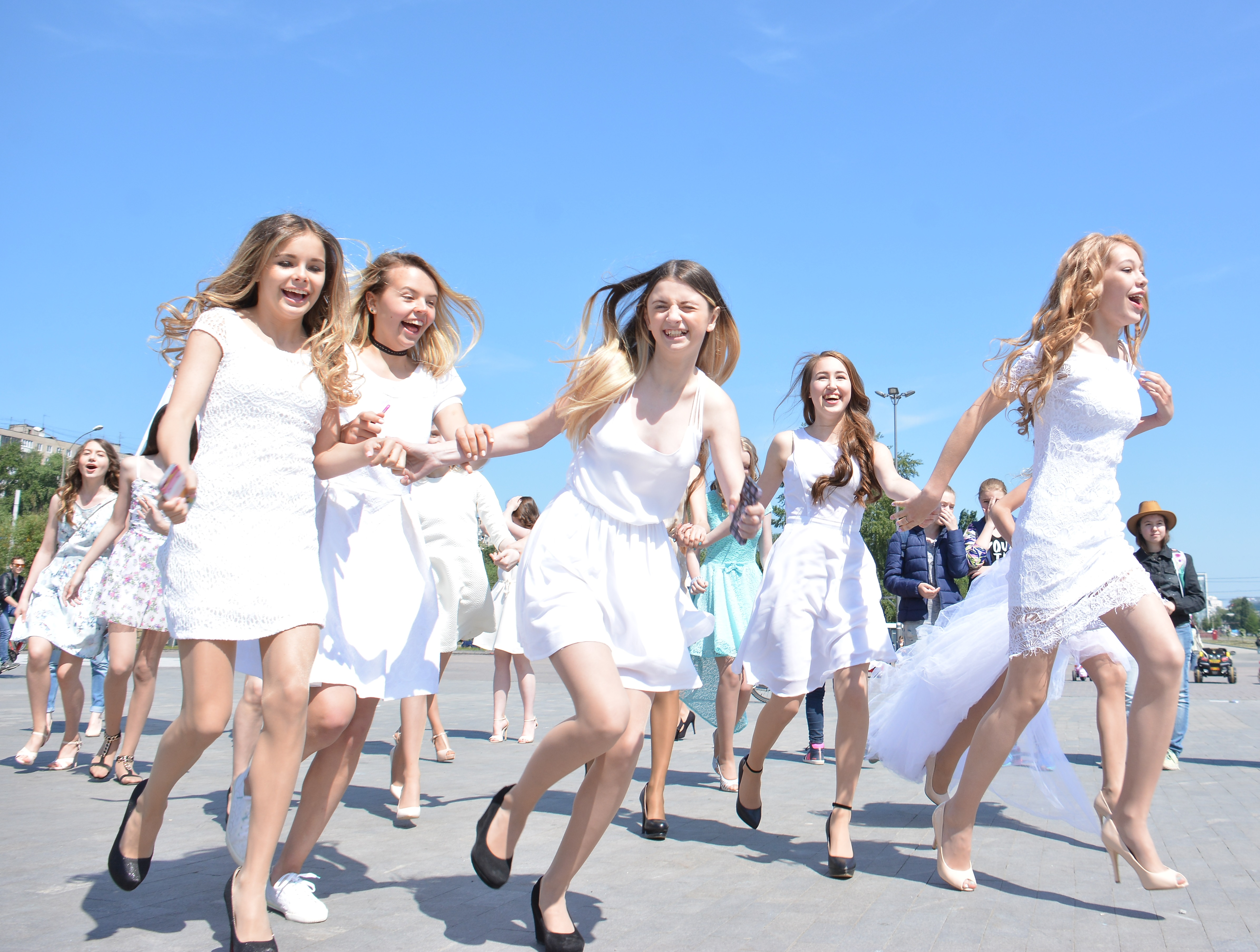 Свадьба по Skype. С началом свадебного сезона пермяки осваивают новые технологии и модернизируют церемонию