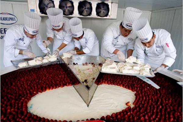 В Перми испекут двухметровый «пирог дружбы»