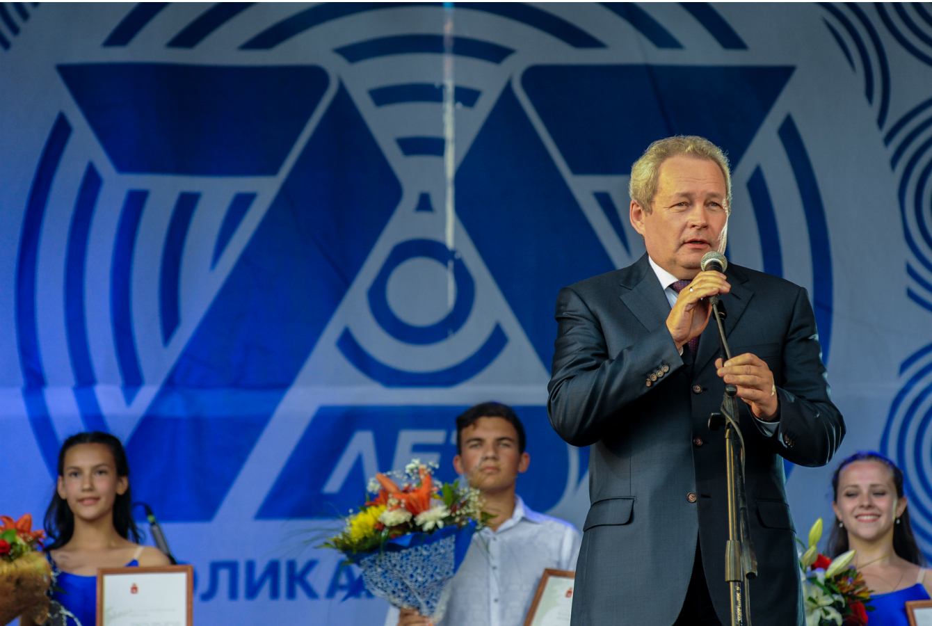 В праздновании 75-летия АО «Соликамскбумпром» принял участие губернатор Виктор Басаргин