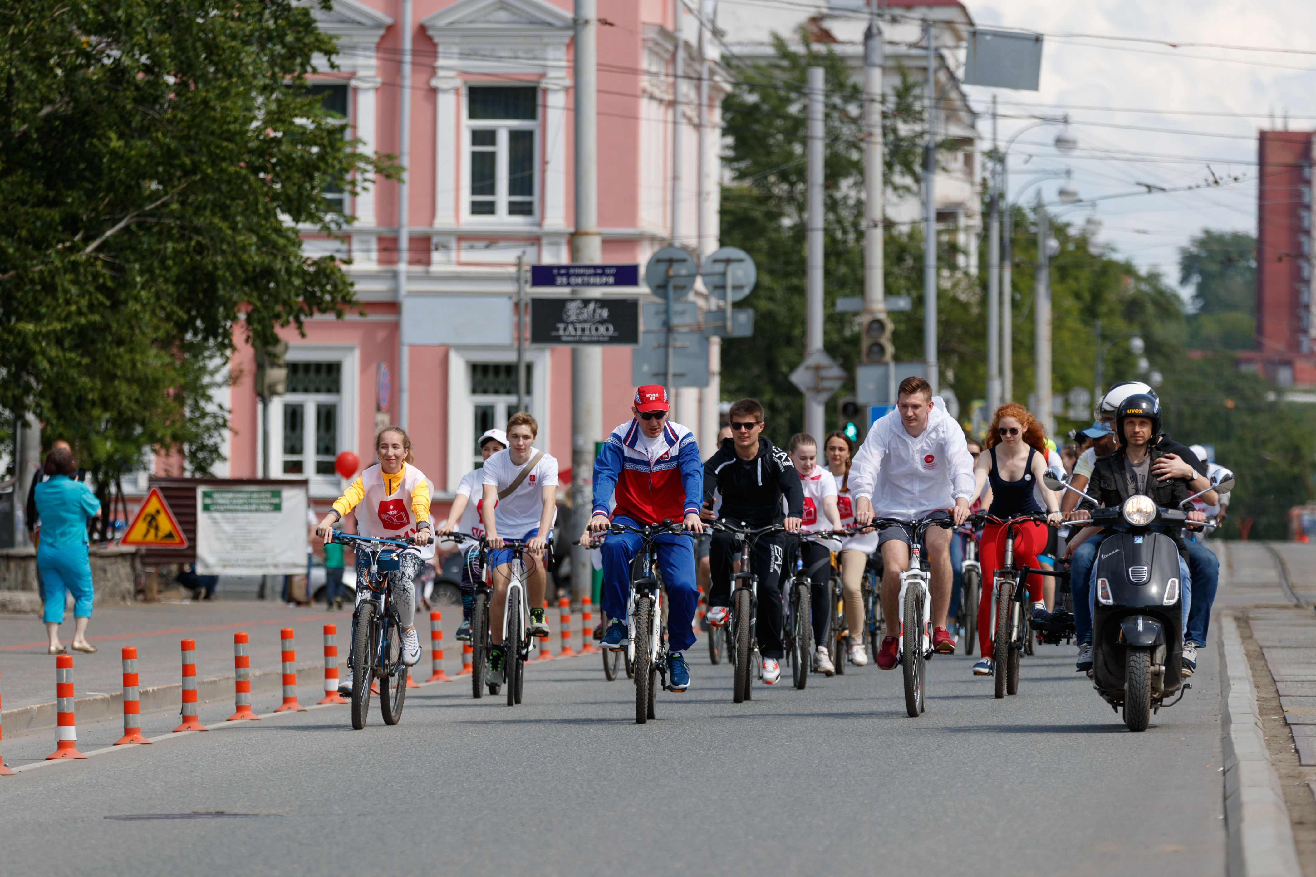 Максим Решетников принял участие в студенческом велопробеге