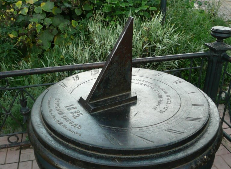 В Прикамье объект культурного наследия «Часы солнечные, 1884 года» поставят на учет