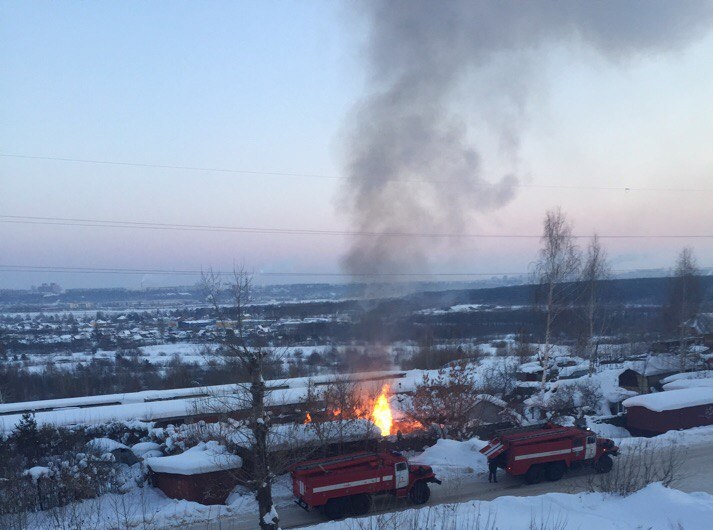 Фотофакт: на Гайве произошло возгорание из-за взрыва газового баллона