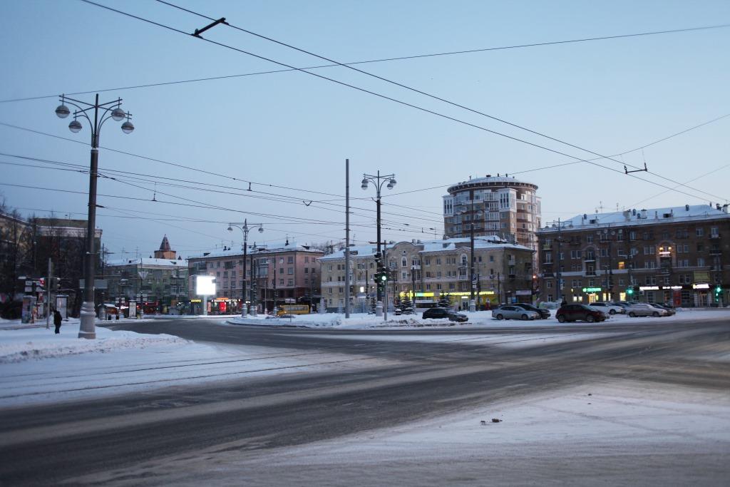 Пермяков попросили убирать автомобили на ночь из парковочных карманов в центре Перми