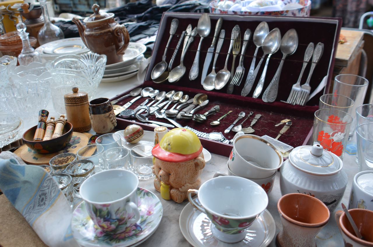 Не две дорожки на ложку