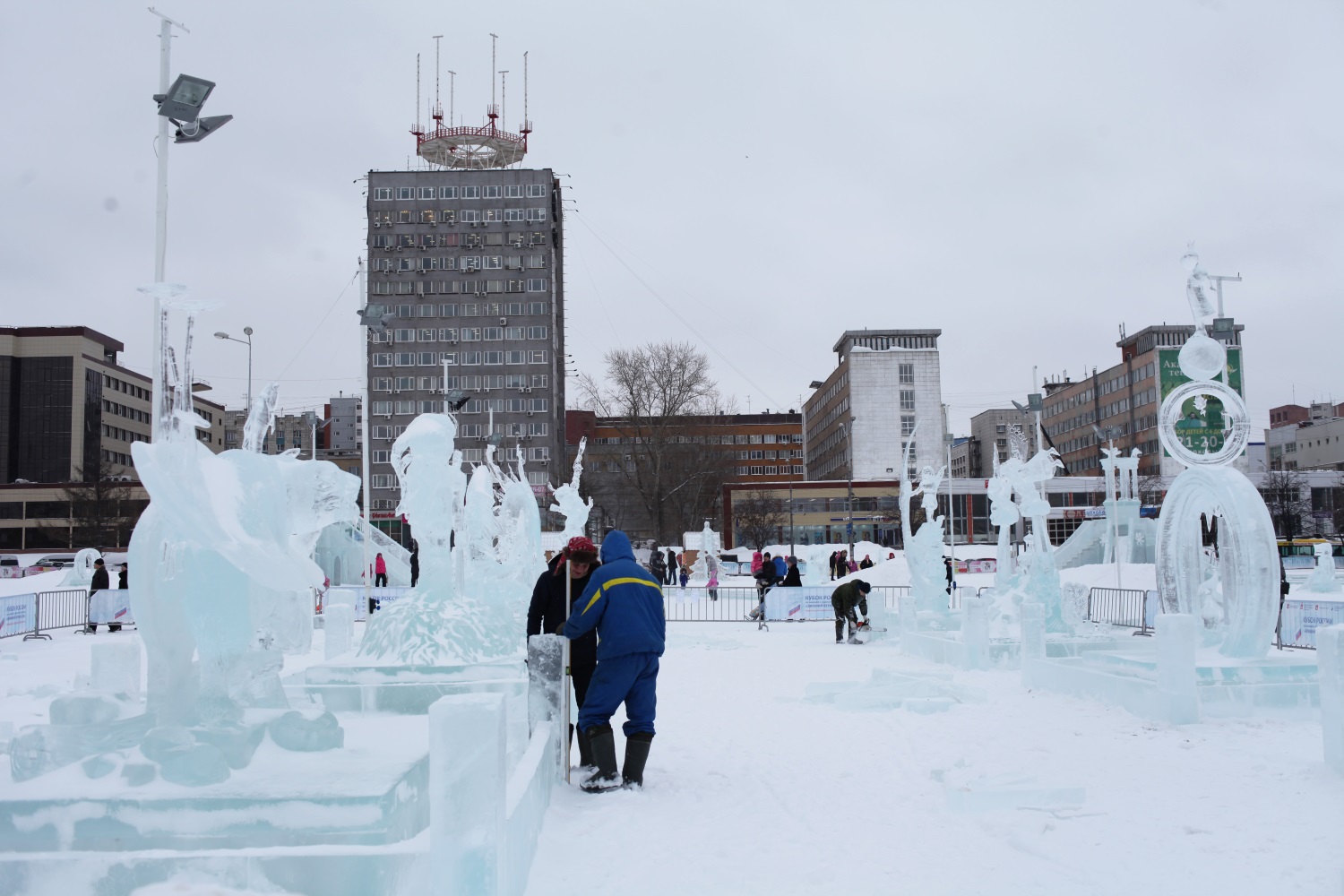 Лабиринт, горки и ловушка: объявлен конкурс на возведение главного ледового городка Перми