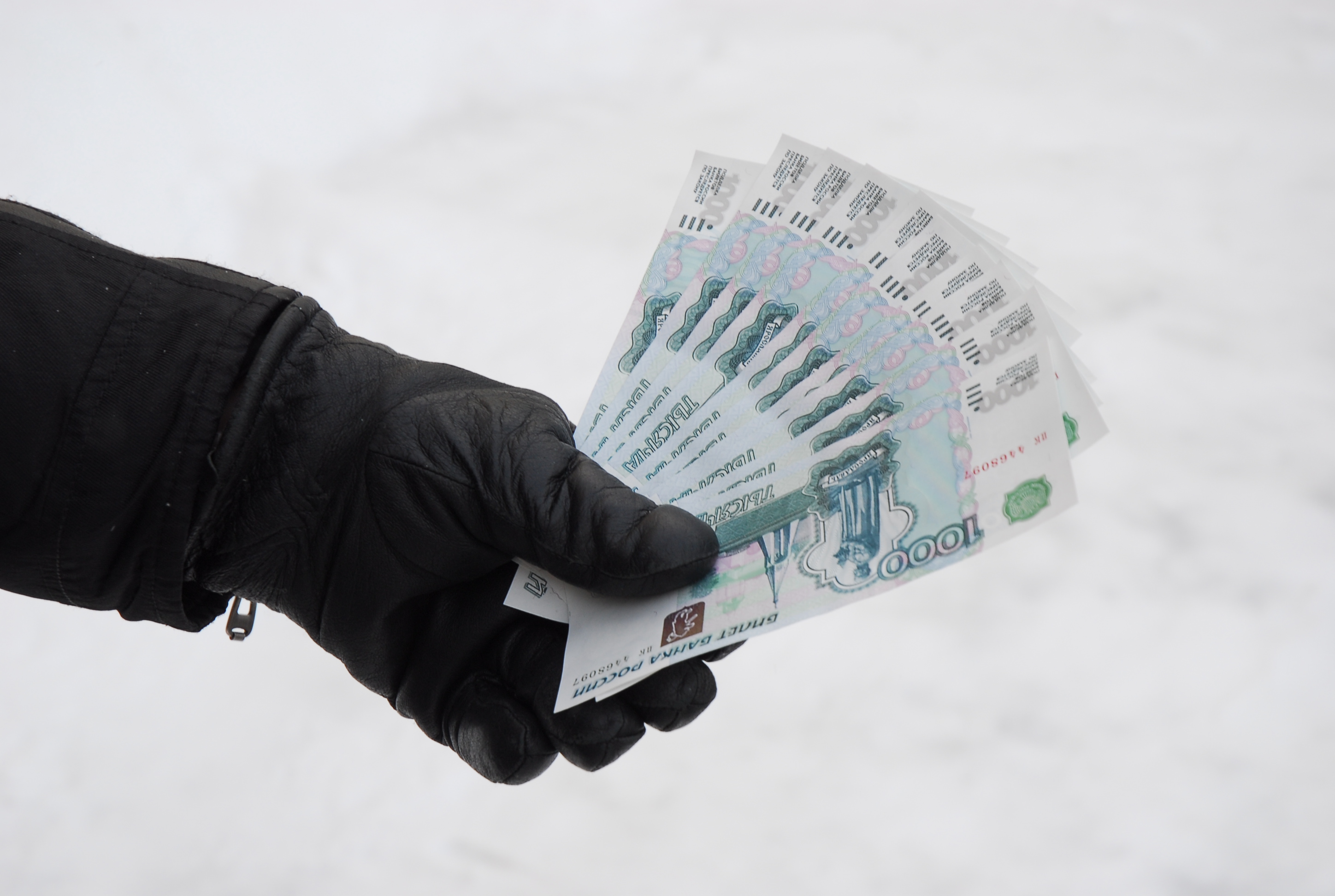 Жительница Кунгура украла 7 тыс. рублей у кондуктора автобуса