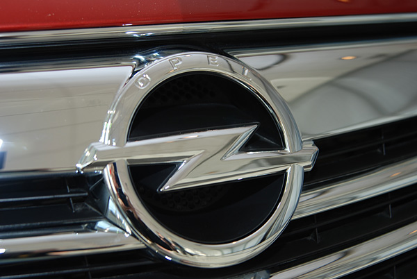 Официальные дилеры прекратили продажу Opel в Перми