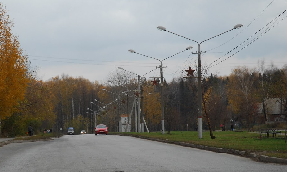 В Новых Лядах построено еще восемь километров новых сетей освещения
