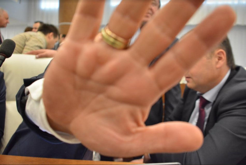 ​Парни любят тишину. Обзор свежего номера Business Class