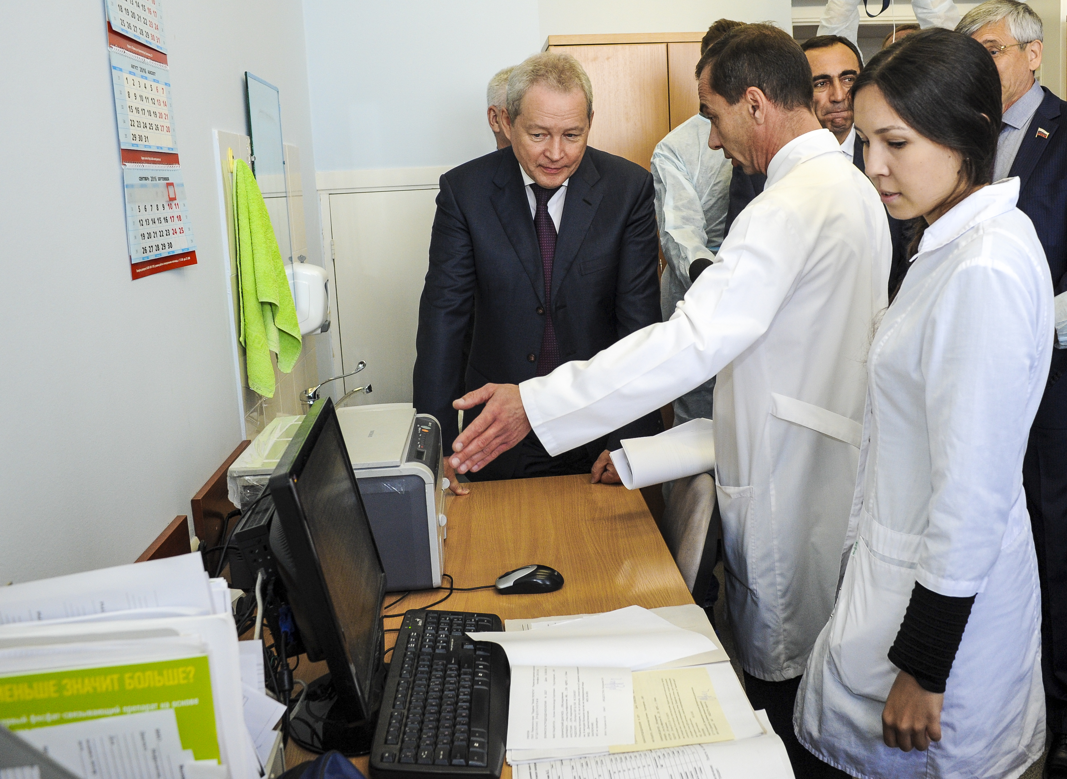 Виктор Басаргин посетил Краевую клиническую больницу и открыл новое отделение в Нефрологическом центре
