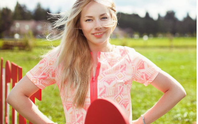 Пермская актриса Зоя Бербер снялась в клипе Олега Газманова