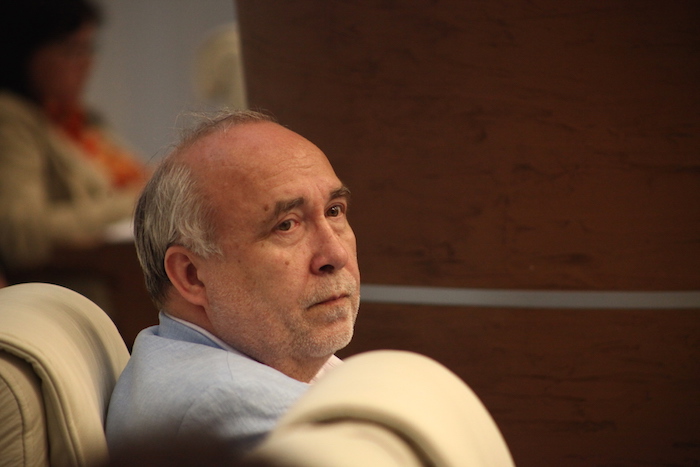 По правилам рынка