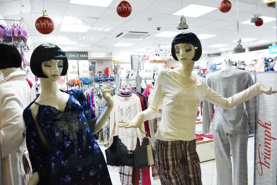 ​Встречают без одежки