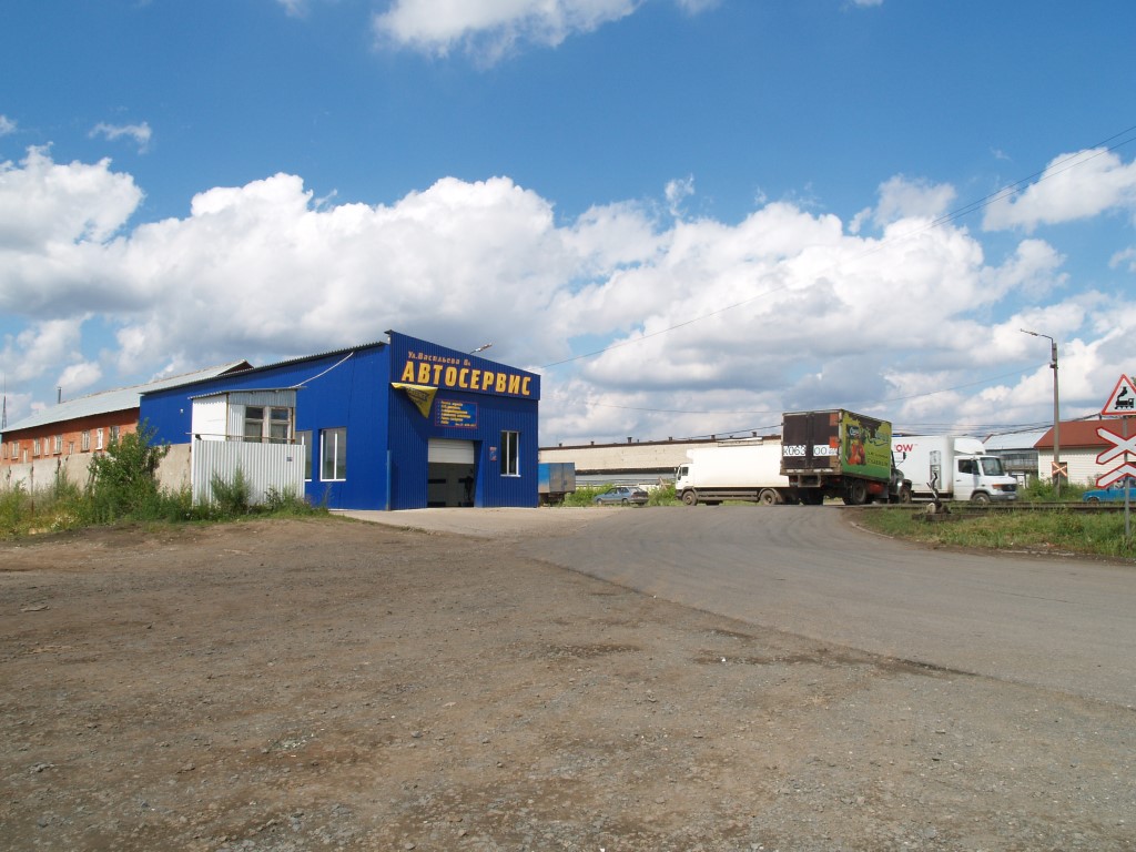 Житель Перми через суд получит от автосервиса 150 тысяч рублей за поврежденный ураганом автомобиль