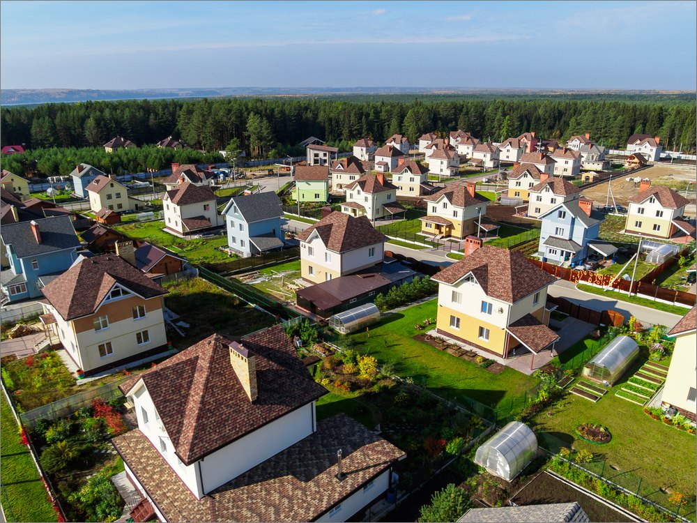 ПЗСП завершил строительство коттеджного поселка «Вернисаж» в Полазне