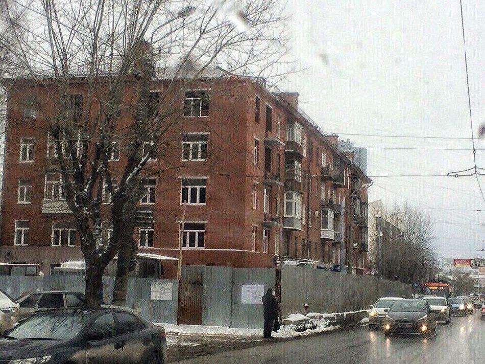 Строители восстановили рухнувший подъезд дома на Куйбышева