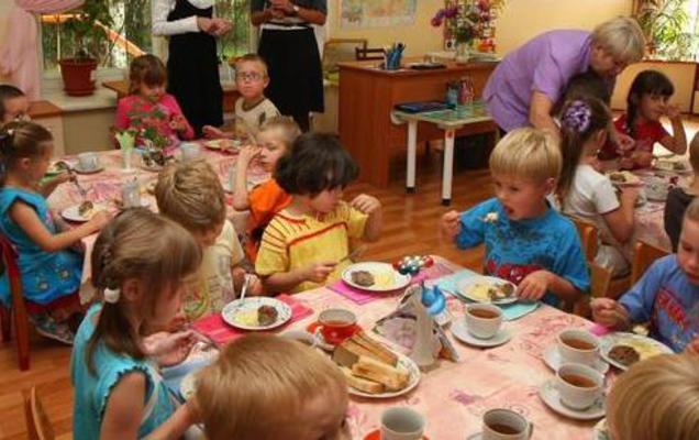 Пермское УФАС проверит действия детсада при проведении конкурса на организацию питания детей