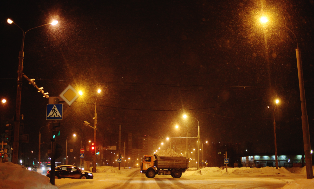 На улицы Перми для уборки снега выведено 118 единиц техники