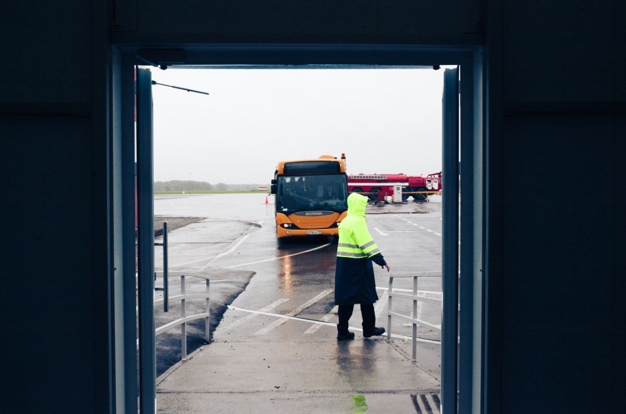 Скатертью перрон