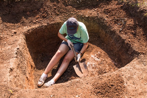 Пермские археологи извлекают артефакты из могильника эпохи Великого переселения народов