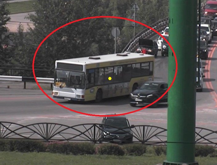 ​Из-за ДТП с автобусом на Средней дамбе образовалась пробка