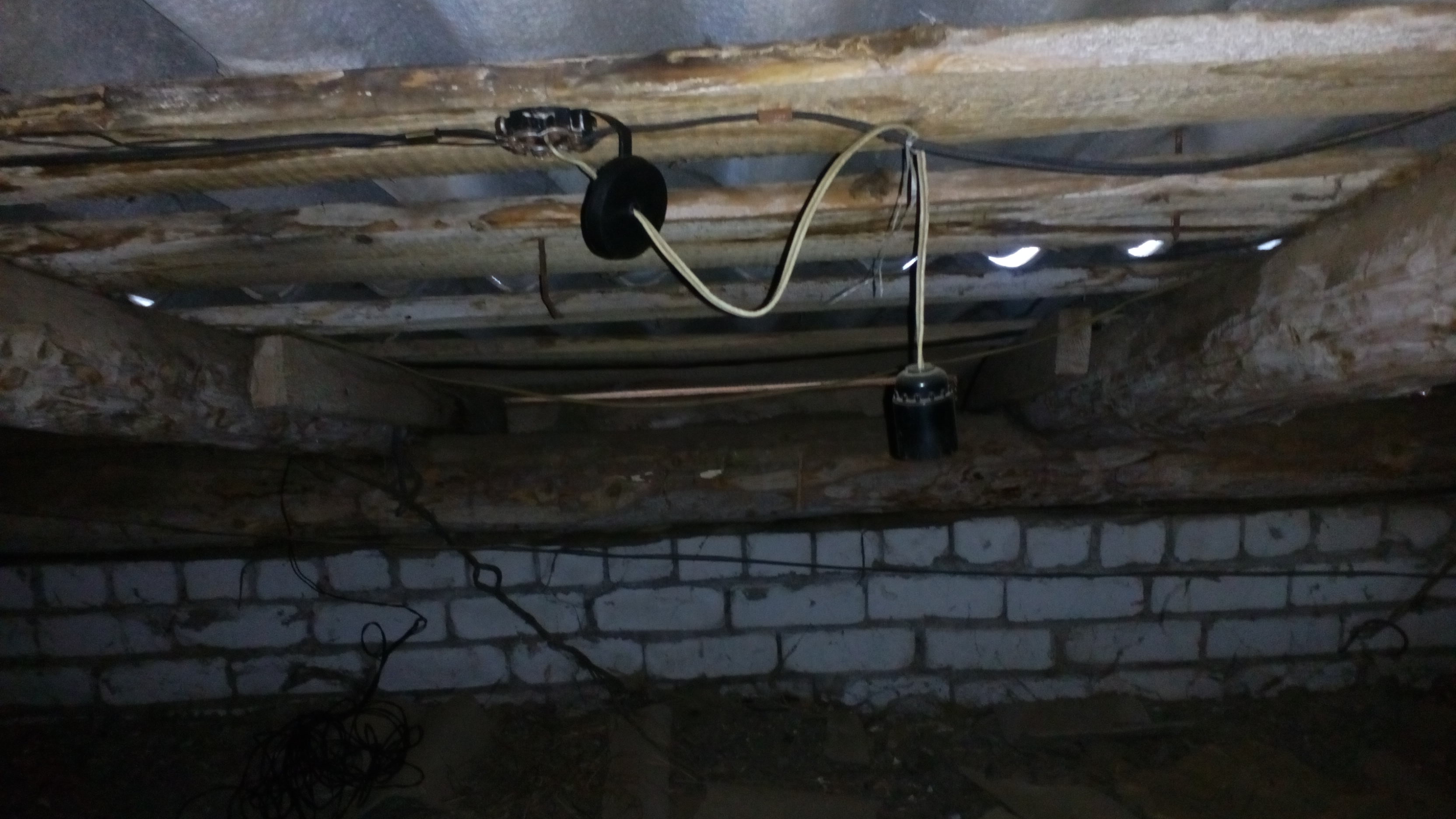 Житель Пермского края устроил на чердаке нарколабораторию