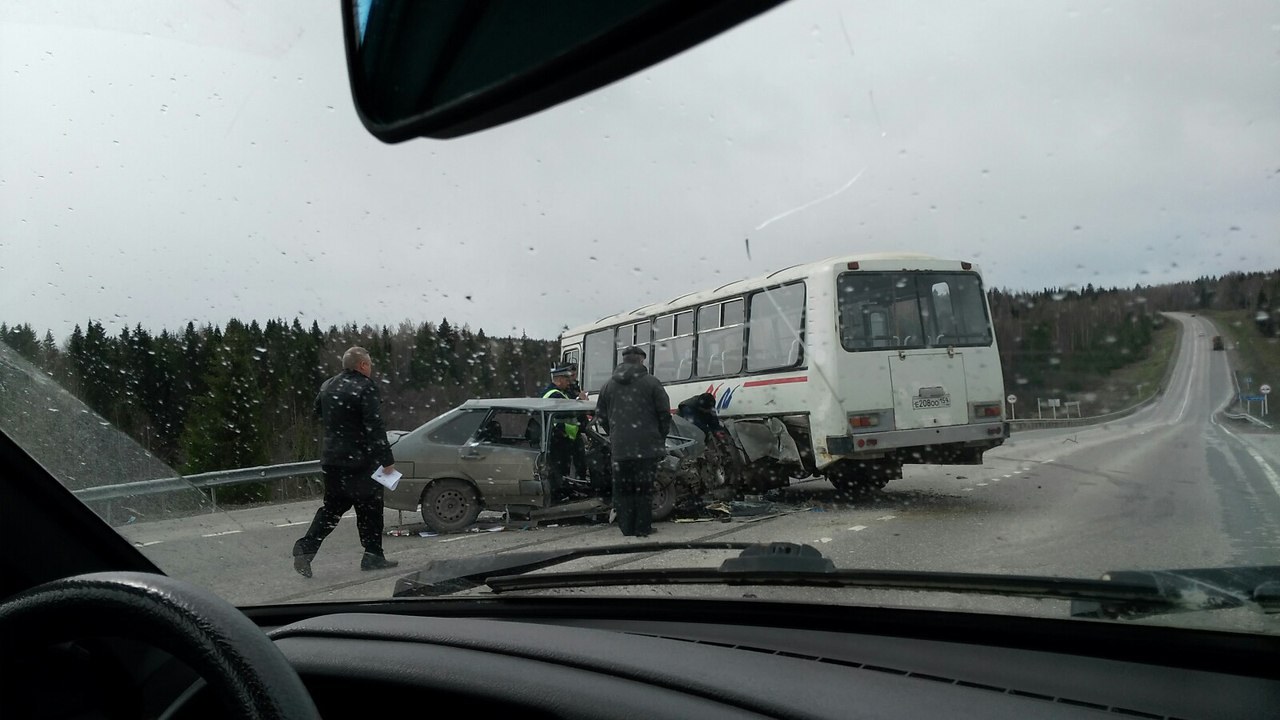 В Прикамье пассажир легковушки пострадал в ДТП с автобусом