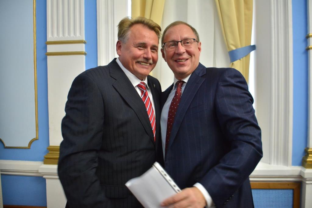 Дружбы единогласие