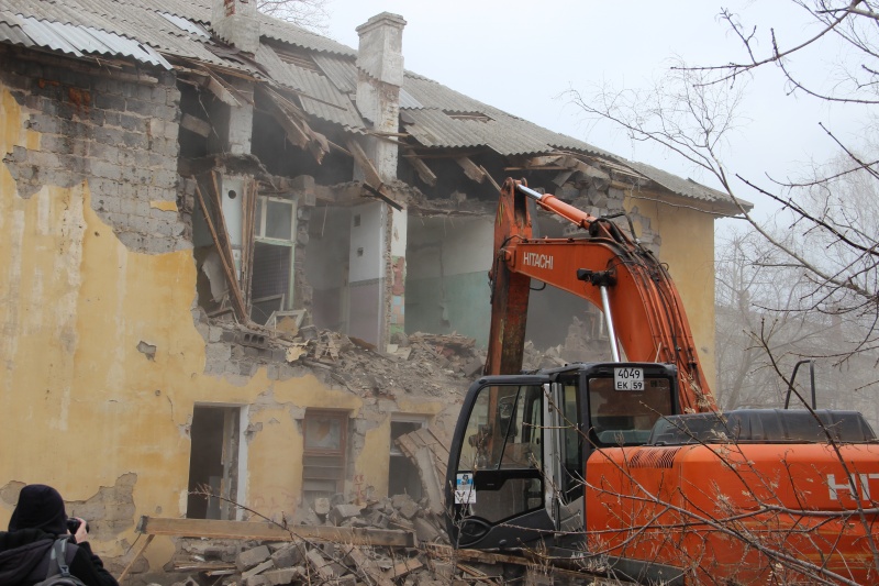 В центре Перми снесли четыре аварийных дома