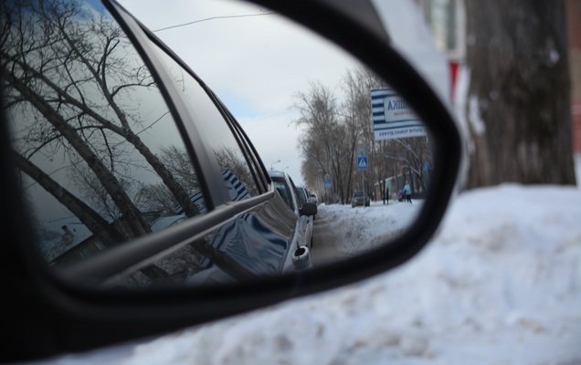 На трассе Пермь-Екатеринбург фура с алкоголем столкнулась с большегрузом