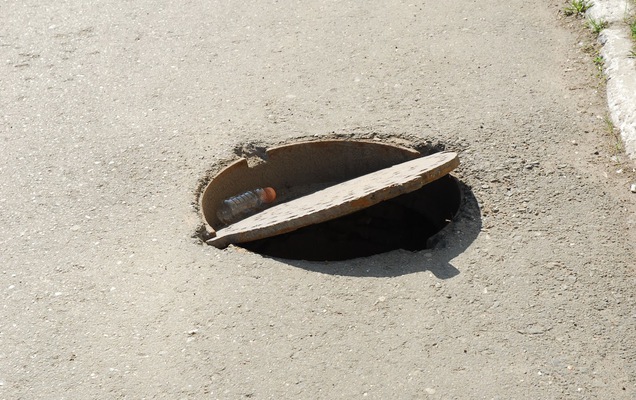 С начала года в Перми было украдено более 200 крышек от люков‍