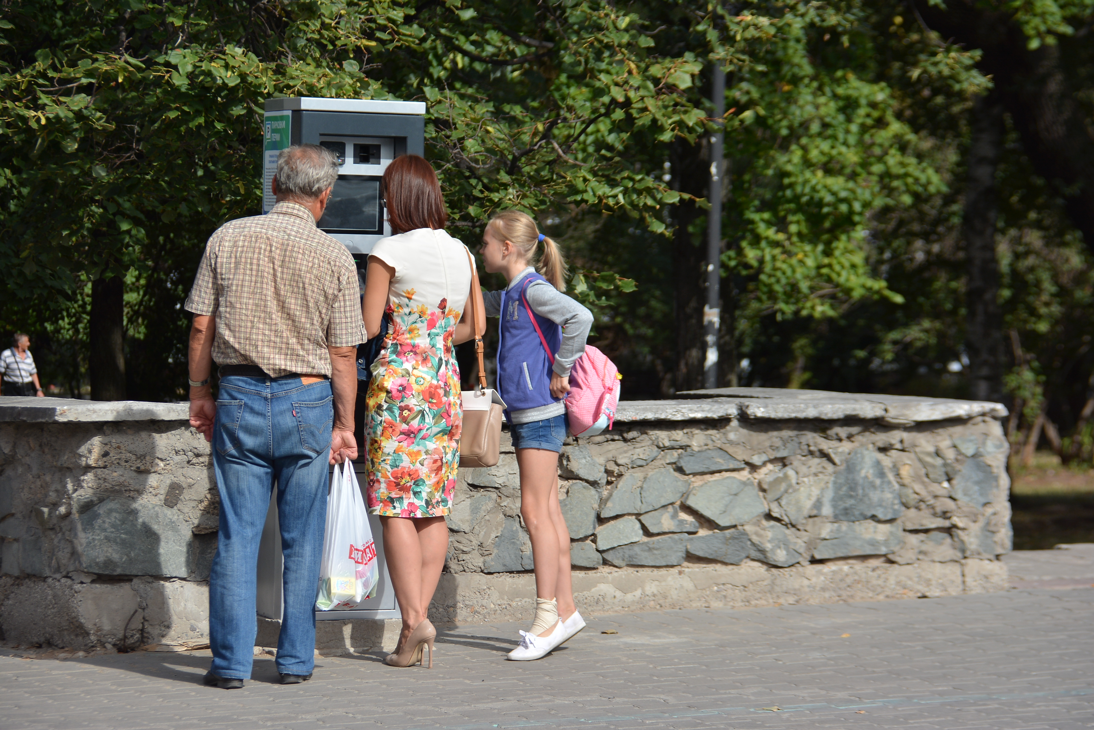 Паркоматы «проредят». Вторую зону платных парковок в Перми станет обслуживать «Ростелеком»