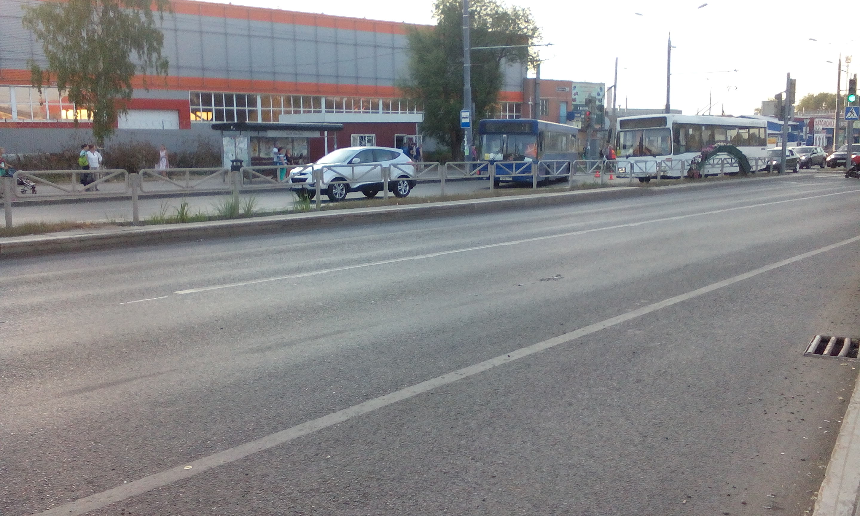 ​В Перми ДТП с автобусом на ул. Героев Хасана спровоцировало серьезную пробку